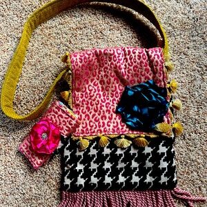 Keep it Gypsy crossbody bag and matching wallet